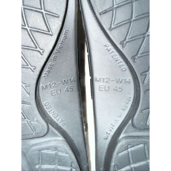 Adult Unisex Oofos OOLALA Matte Black Recovery Sandals Size M12 W14 - Picture 6 of 11